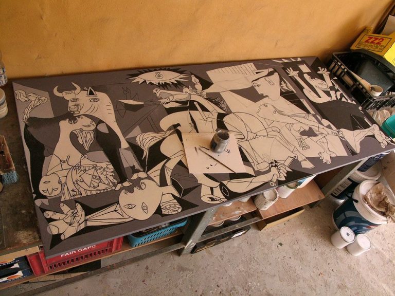 war: Painting Guernica © Don's Art