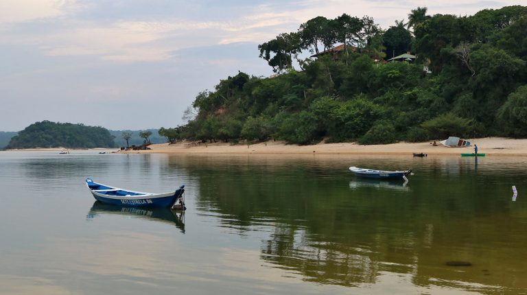 Boats of Brazil, Amazon River, Alter Do Chao, Para. Copyright © Don's Art